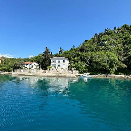 Villa Lovorka By Villa Eva Omišalj Buitenkant foto