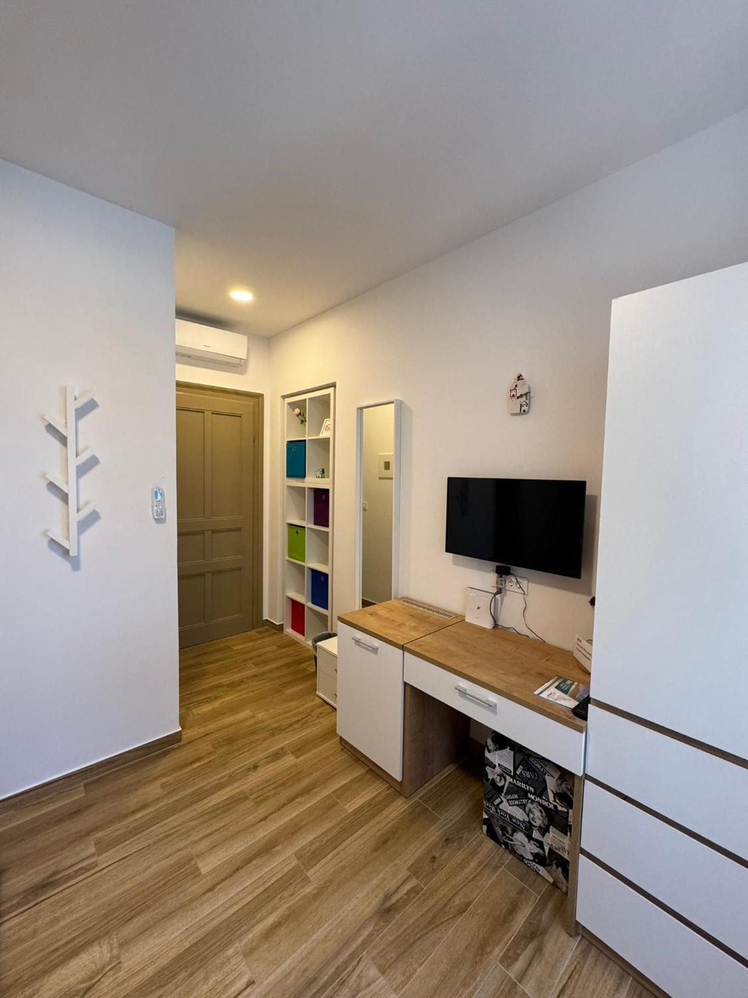 Villa Lovorka By Villa Eva Omišalj Kamer foto