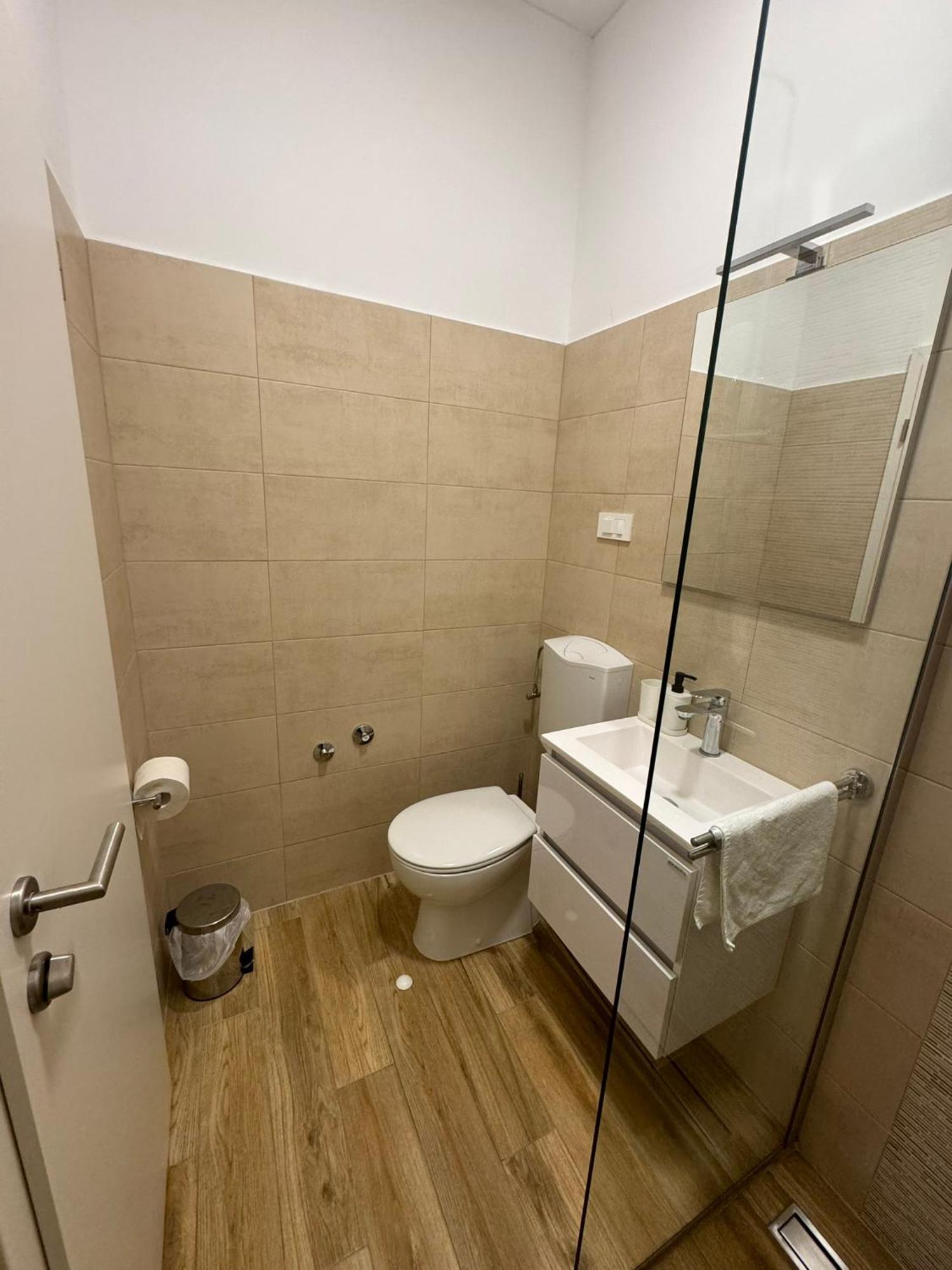 Villa Lovorka By Villa Eva Omišalj Kamer foto