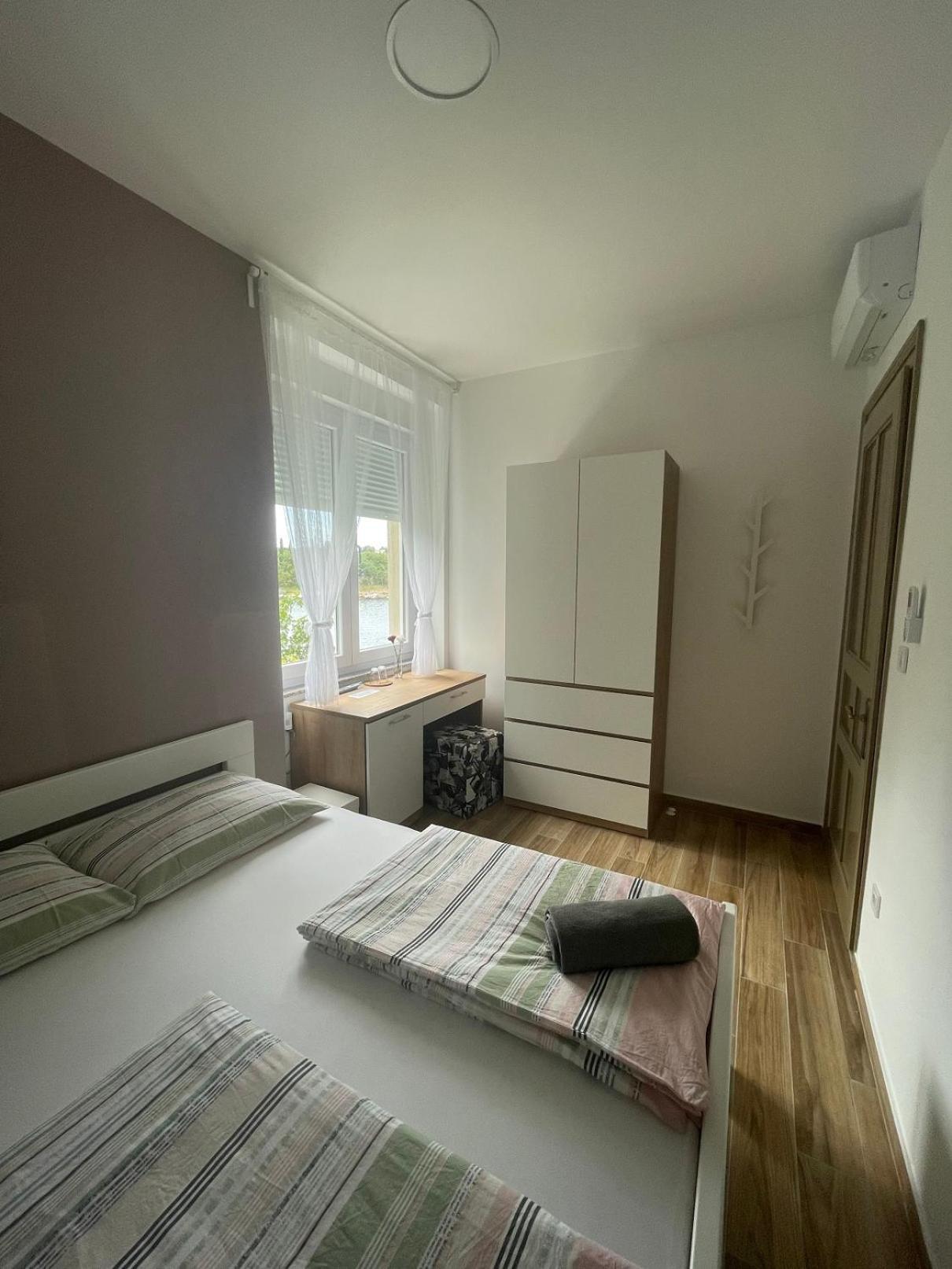 Villa Lovorka By Villa Eva Omišalj Kamer foto