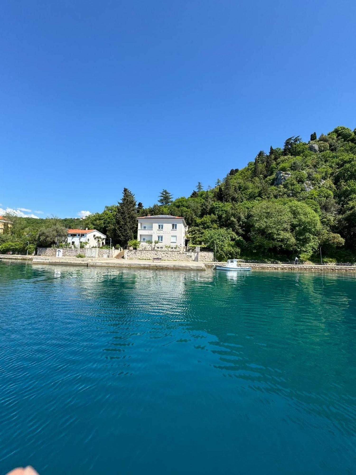 Villa Lovorka By Villa Eva Omišalj Buitenkant foto
