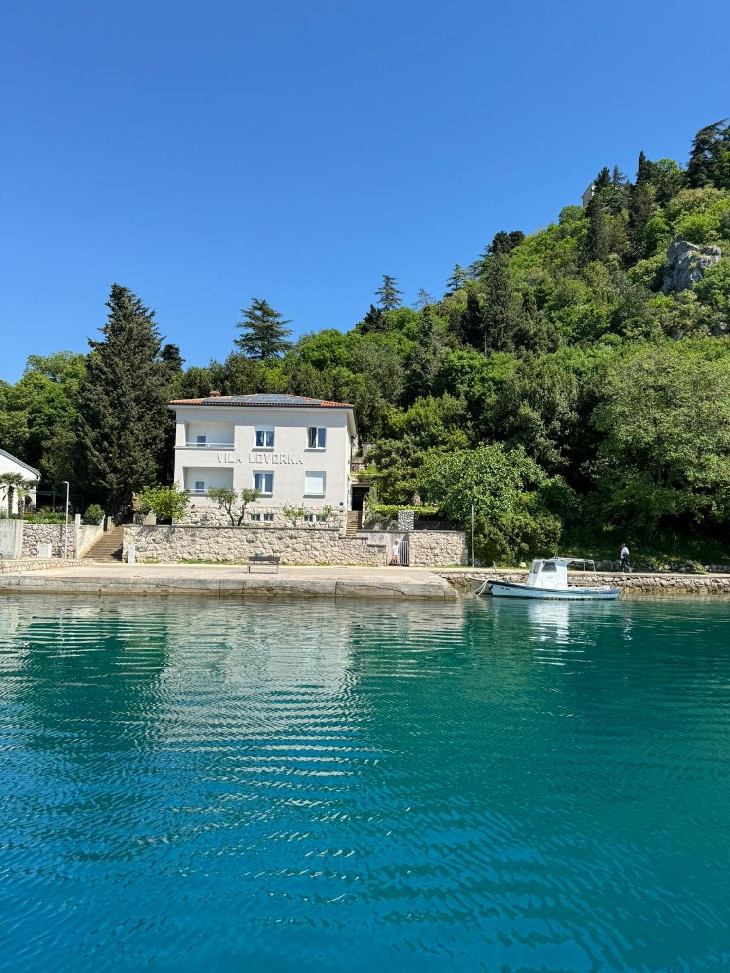 Villa Lovorka By Villa Eva Omišalj Buitenkant foto